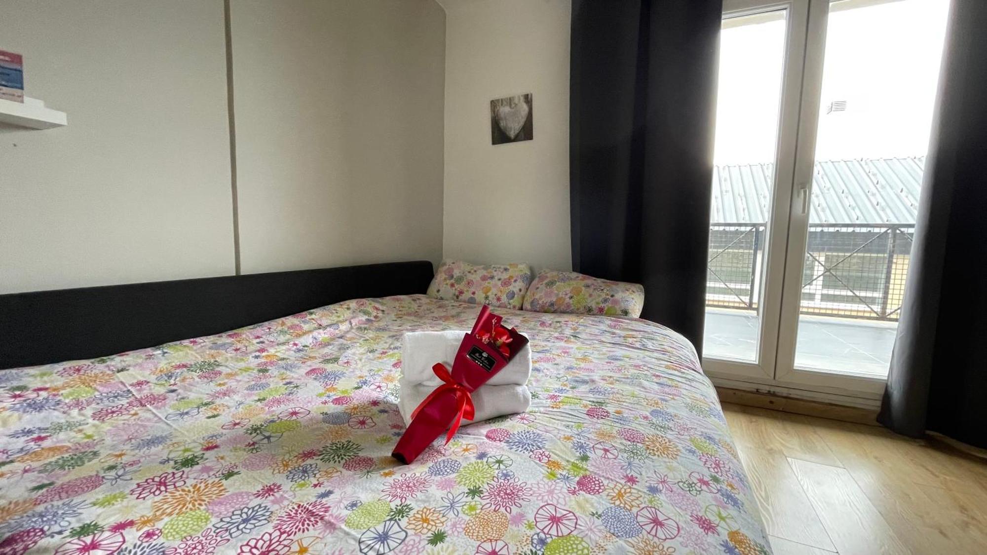House Apartment *